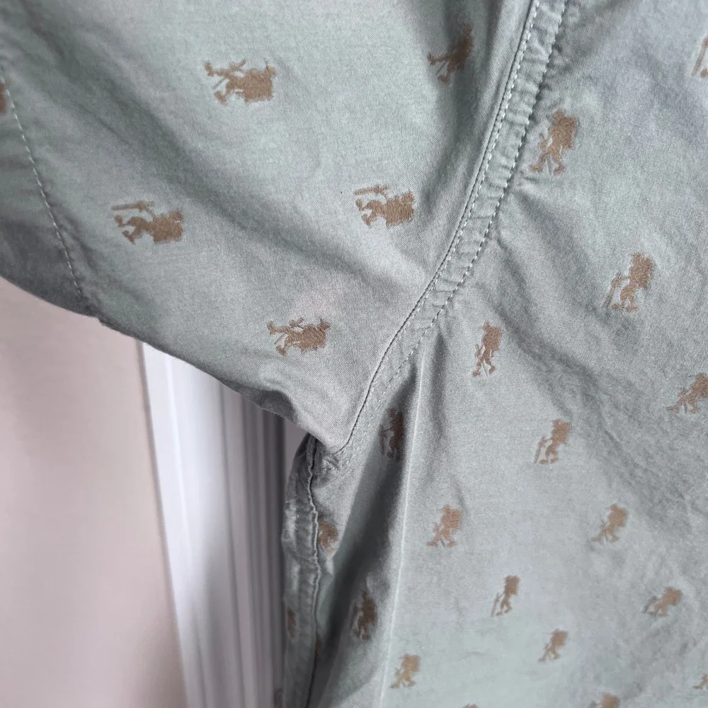 The North Face Mens Short Sleeve Button Up Shirt Green‎ Bigfoot Print Size Large